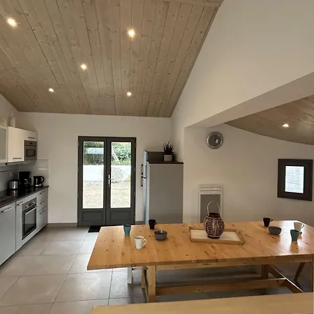 Maison Familiale 10 Pers, Annexe, 250m, Wifi, Parking, Jardin Clos, Terrasse Avec Pergola - Fr-1-224b-163 Noirmoutier-en-l'Ile