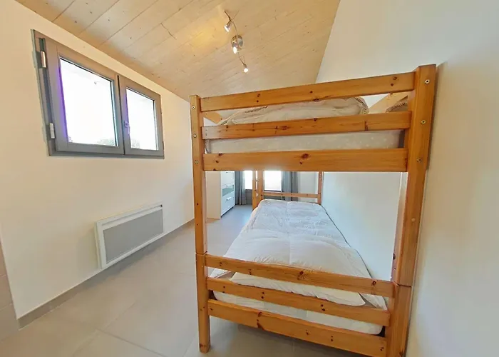 Maison Familiale 10 Pers, Annexe, 250m, Wifi, Parking, Jardin Clos, Terrasse Avec Pergola - Fr-1-224b-163