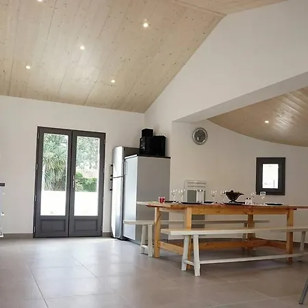 Maison Familiale 10 Pers, Annexe, 250m, Wifi, Parking, Jardin Clos, Terrasse Avec Pergola - Fr-1-224b-163