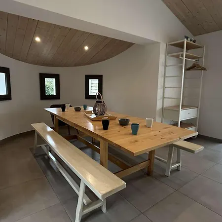 Maison Familiale 10 Pers, Annexe, 250m, Wifi, Parking, Jardin Clos, Terrasse Avec Pergola - Fr-1-224b-163 *