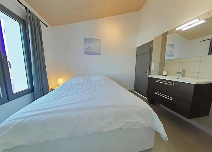 Maison Familiale 10 Pers, Annexe, 250m, Wifi, Parking, Jardin Clos, Terrasse Avec Pergola - Fr-1-224b-163 度假居 诺亚芒提亚